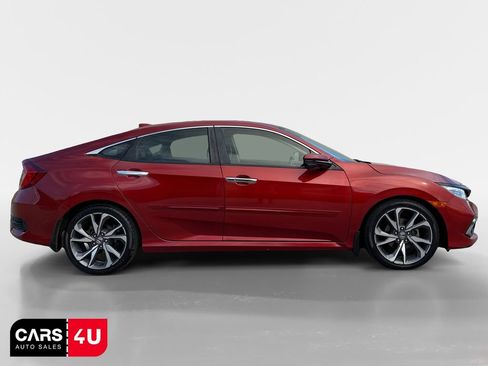 Used 2019 Honda Civic Touring image 8