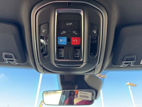 New 2026 Jeep Grand Cherokee Altitude image 36