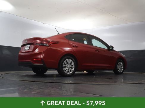 Used 2021 Hyundai Accent SE FWD image 46