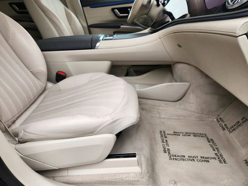 Certified 2023 Mercedes-Benz EQS 580 4MATIC SUV image 19