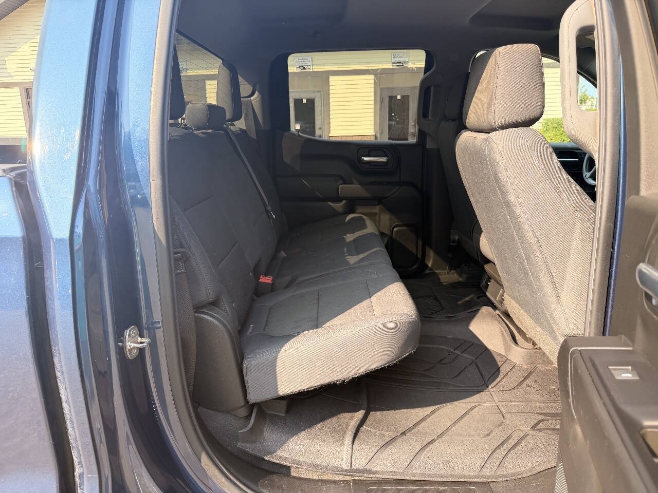 Used 2019 Chevrolet Silverado 1500 Custom Trail Boss w/ Custom Convenience Package AWD/4WD image 12