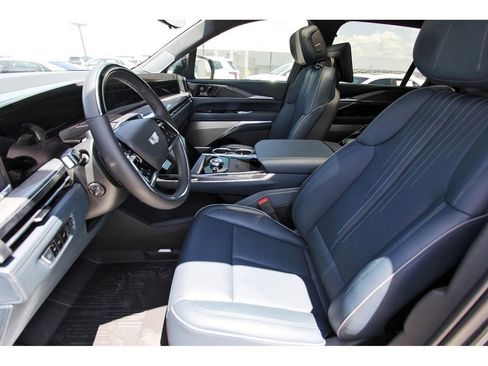 New 2026 Cadillac Escalade IQ Sport 2 w/ LPO, ONYX Package image 6