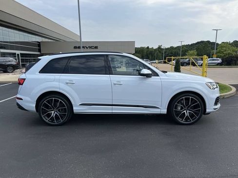 Used 2022 Audi Q7 3.0T Prestige AWD/4WD image 2