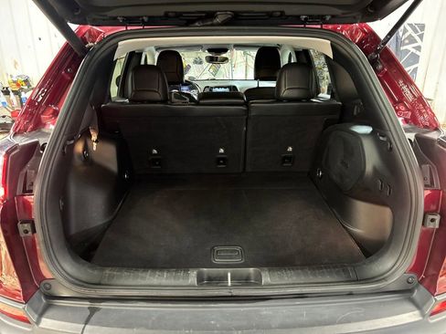 Used 2020 Jeep Cherokee Limited image 26