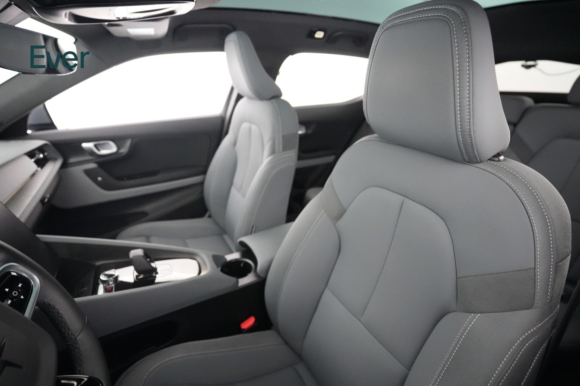 Used 2022 Polestar Polestar 2 w/ Plus Package AWD/4WD image 4