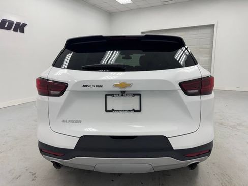 Used 2024 Chevrolet Blazer LT w/ Convenience Package FWD image 6