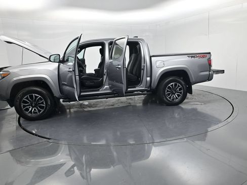 Used 2021 Toyota Tacoma TRD Sport AWD/4WD image 67