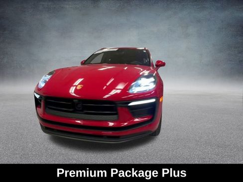 Used 2022 Porsche Macan image 6