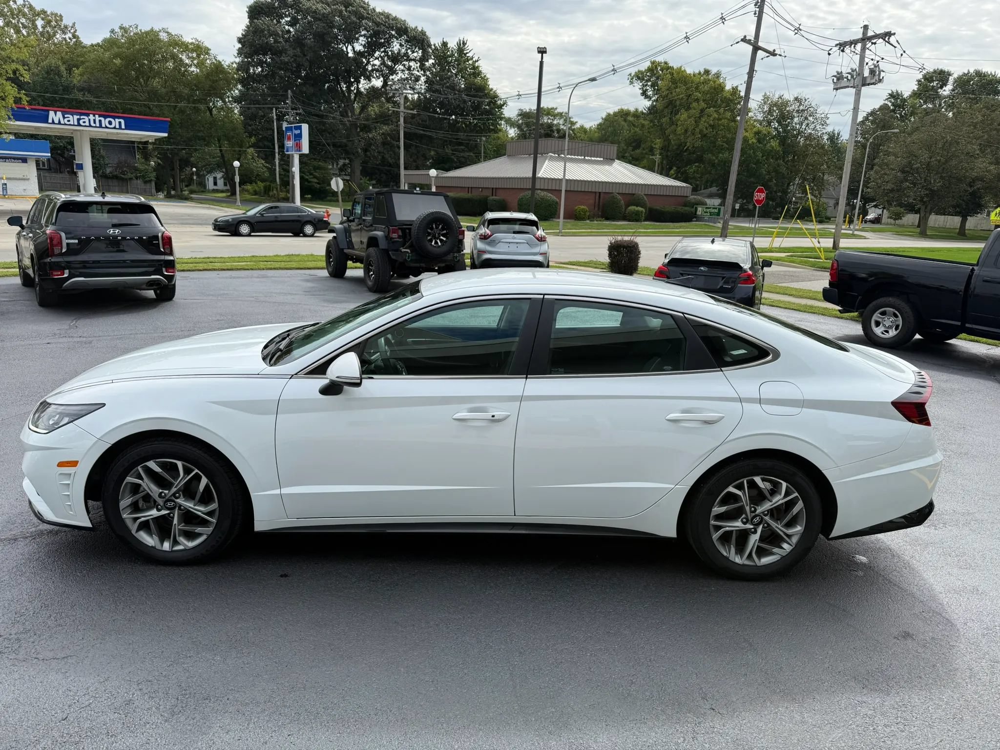 Used 2020 Hyundai Sonata SEL FWD image 3