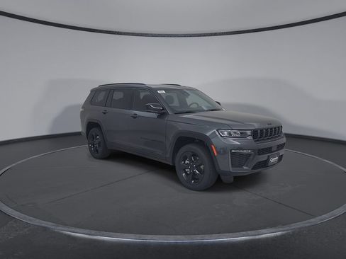 New 2026 Jeep Grand Cherokee L Limited w/ Limited Altitude Package AWD/4WD image 3