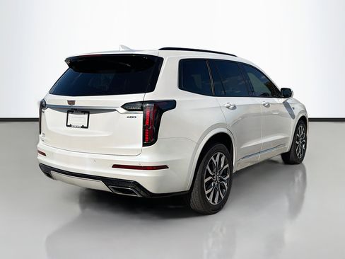 Used 2021 Cadillac XT6 Sport image 3