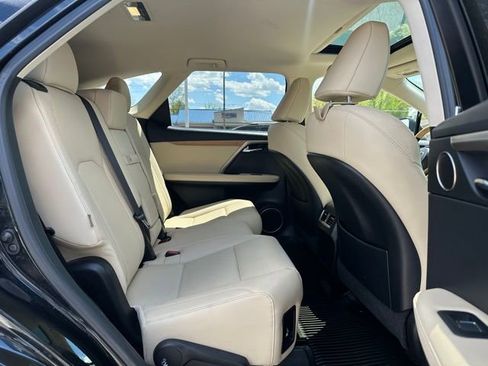 Used 2022 Lexus RX 350L Premium w/ Premium Package AWD/4WD image 11