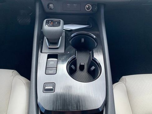 New 2026 Nissan Rogue SV w/ SV Premium Package FWD image 19