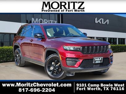 Used 2025 Jeep Grand Cherokee Altitude