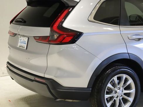 Used 2025 Honda CR-V EX-L image 6