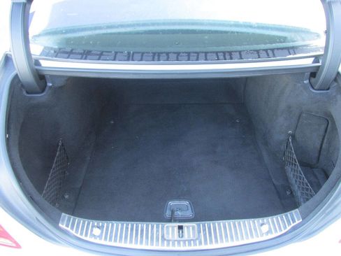 Used 2014 Mercedes-Benz S 550 Sedan image 19