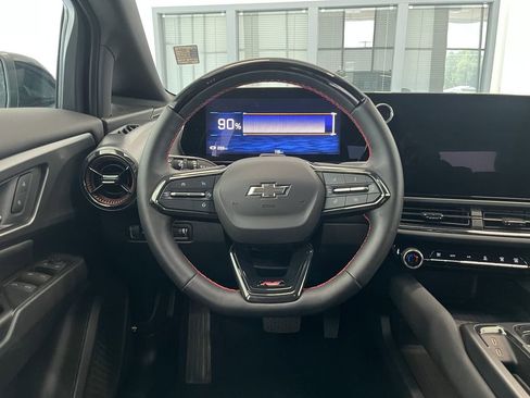 Certified 2024 Chevrolet Equinox EV RS image 19