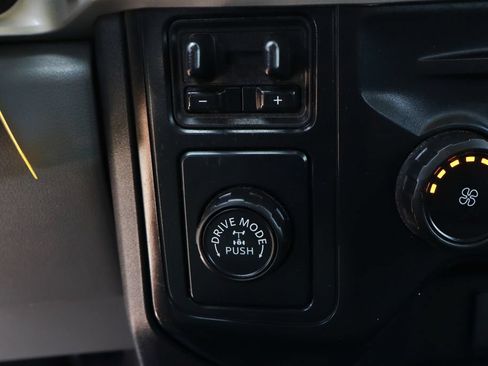 Used 2024 Ford F350 XL RWD image 40