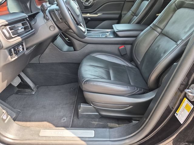 Used 2024 Lincoln Aviator Reserve AWD/4WD image 16