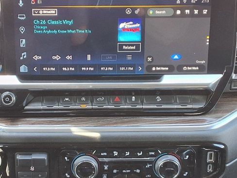 Used 2023 Chevrolet Silverado 1500 RST w/ Convenience Package II AWD/4WD image 18