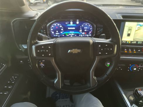 Used 2023 Chevrolet Silverado 1500 LTZ w/ LTZ Premium Package image 16