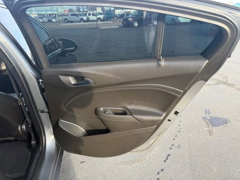 Used 2018 Chevrolet Cruze Premier w/ Enhanced Convenience Package image 14