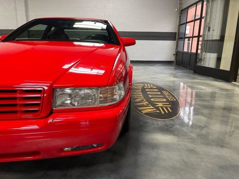 Used 2002 Cadillac Eldorado Collector's Edition image 4