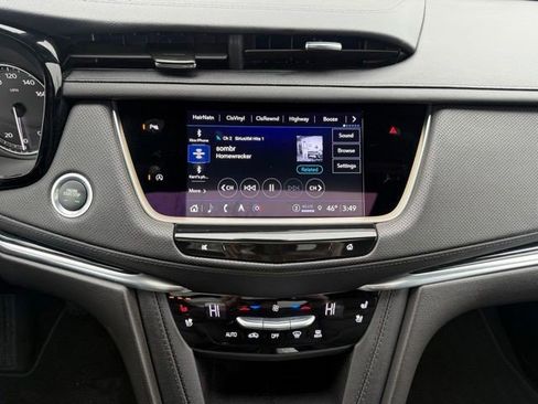 Certified 2024 Cadillac XT5 Premium Luxury AWD/4WD image 19