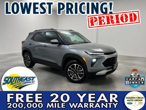 Used 2025 Chevrolet TrailBlazer LT AWD/4WD image 1