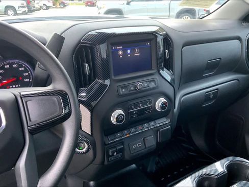 Certified 2024 GMC Sierra 1500 Pro w/ Pro Value Package image 10