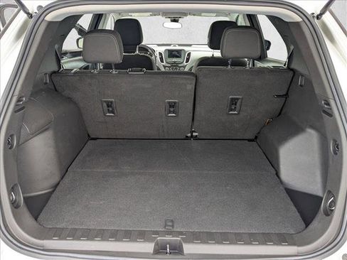 Used 2022 Chevrolet Equinox LS w/ LS Convenience Package FWD image 7