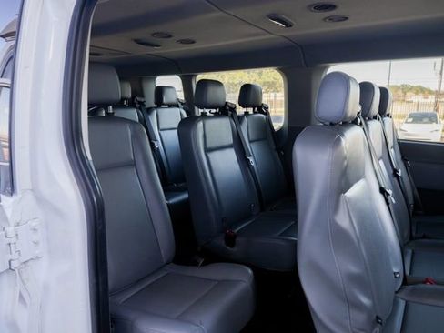 Used 2016 Ford Transit 350 XL image 32