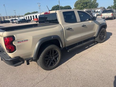 Used 2023 Chevrolet Colorado Trail Boss AWD/4WD image 16