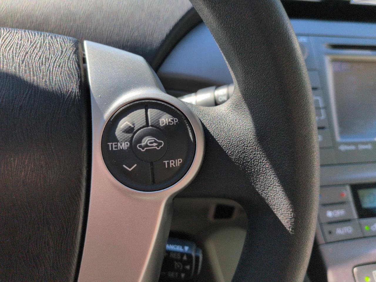 Used 2014 Toyota Prius Three FWD image 19