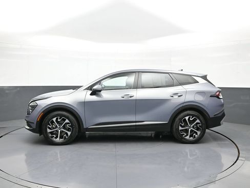 Certified 2024 Kia Sportage EX FWD image 9