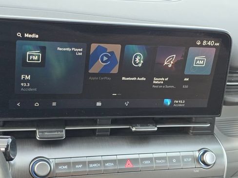 Used 2024 Hyundai Kona SEL AWD/4WD image 18