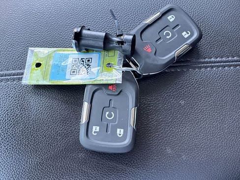 Used 2024 GMC Terrain SLE FWD image 36