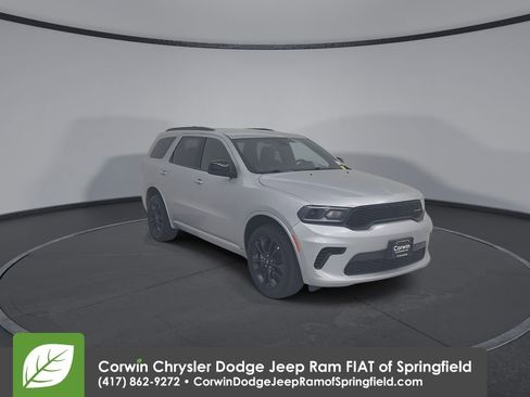 Certified 2025 Dodge Durango GT w/ Blacktop Package image 5