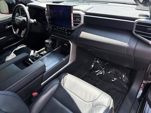 Certified 2024 Toyota Sequoia Platinum AWD/4WD image 28