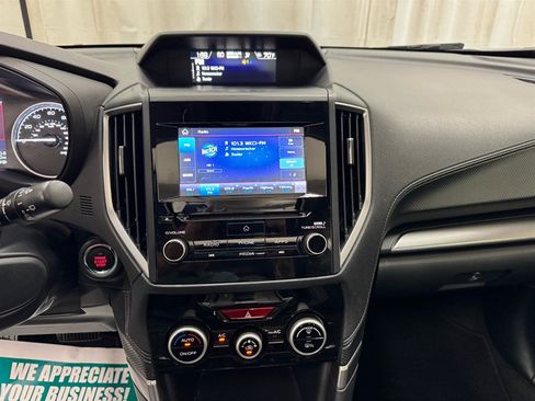 Used 2019 Subaru Forester Premium AWD/4WD image 17