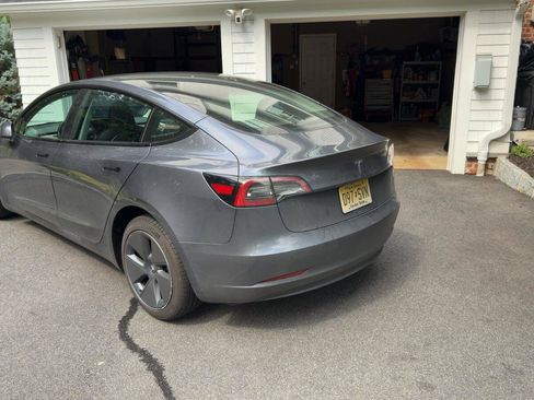 Used 2023 Tesla Model 3 Standard Range RWD image 4