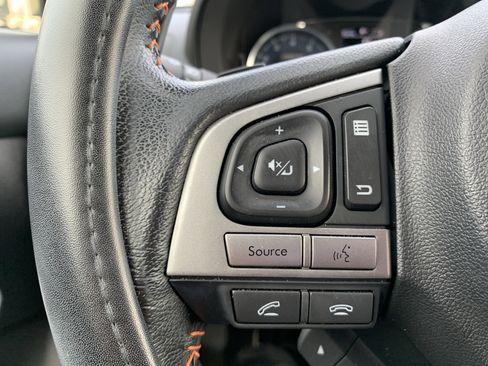 Used 2017 Subaru Crosstrek 2.0i Limited image 19