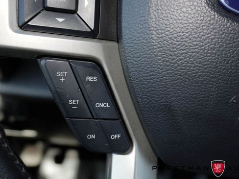 Used 2019 Ford F250 Lariat w/ Lariat Ultimate Package AWD/4WD image 38