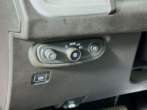 Used 2019 GMC Terrain SLT w/ Preferred Package image 10