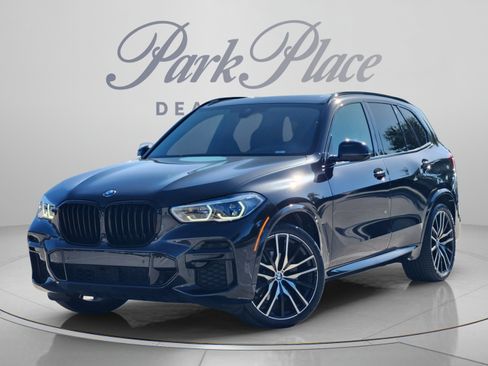Used 2022 BMW X5 xDrive40i w/ M Sport Package AWD/4WD image 1