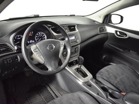Used 2013 Nissan Sentra SV image 12