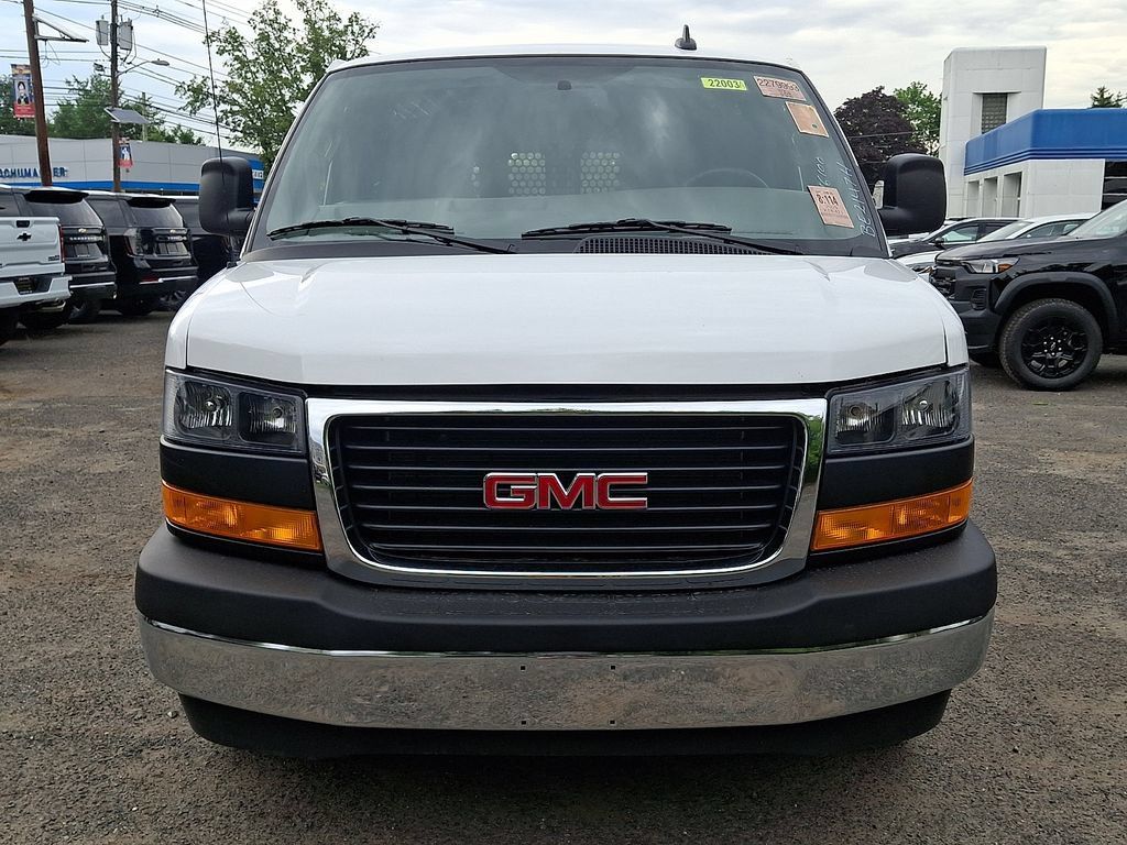 Certified 2025 GMC Savana 2500 w/ Driver Convenience Package RWD image 2