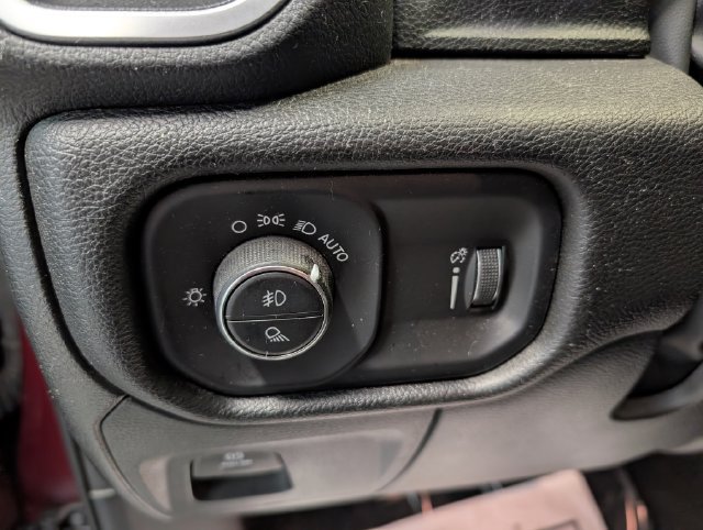 Used 2023 RAM 1500 Big Horn AWD/4WD image 15