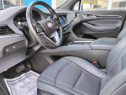 Used 2023 Buick Enclave Essence w/ Sport Touring Edition image 11