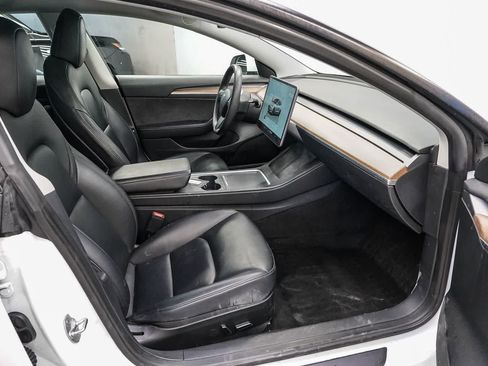 Used 2023 Tesla Model 3 Standard Range RWD image 16
